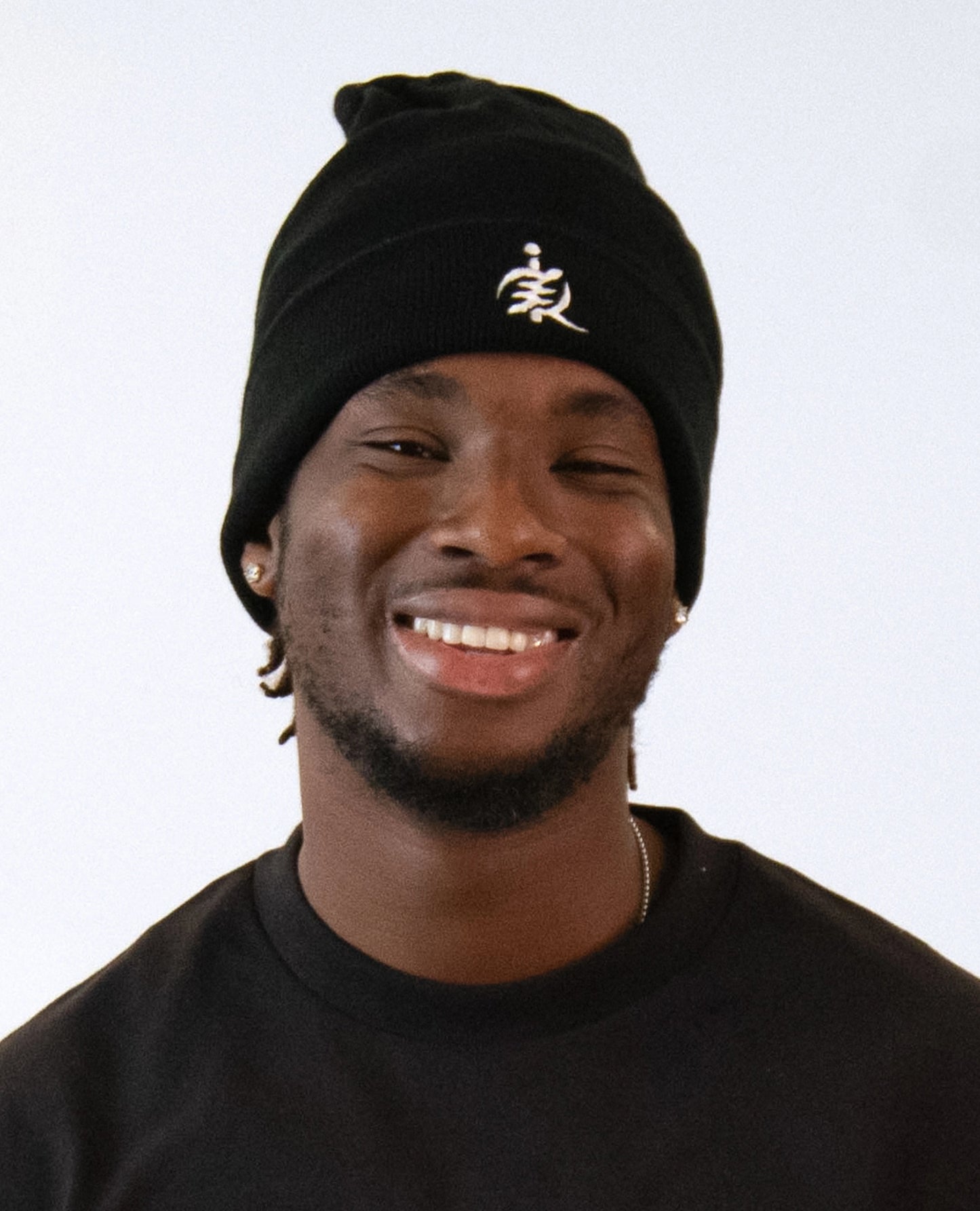 BLACK ICON BEANIE